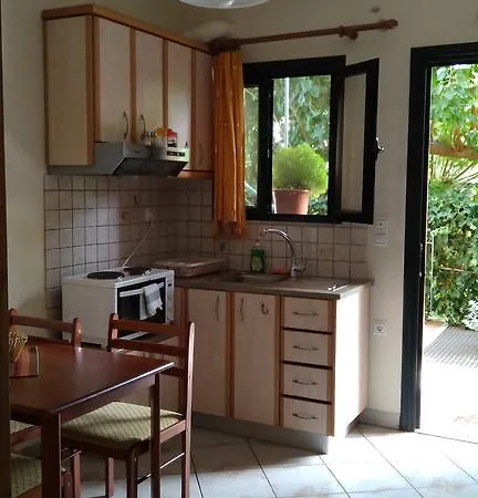 Nikolitsa Glyfada (Phocis)