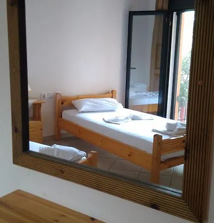 Appartement Nikolitsa *